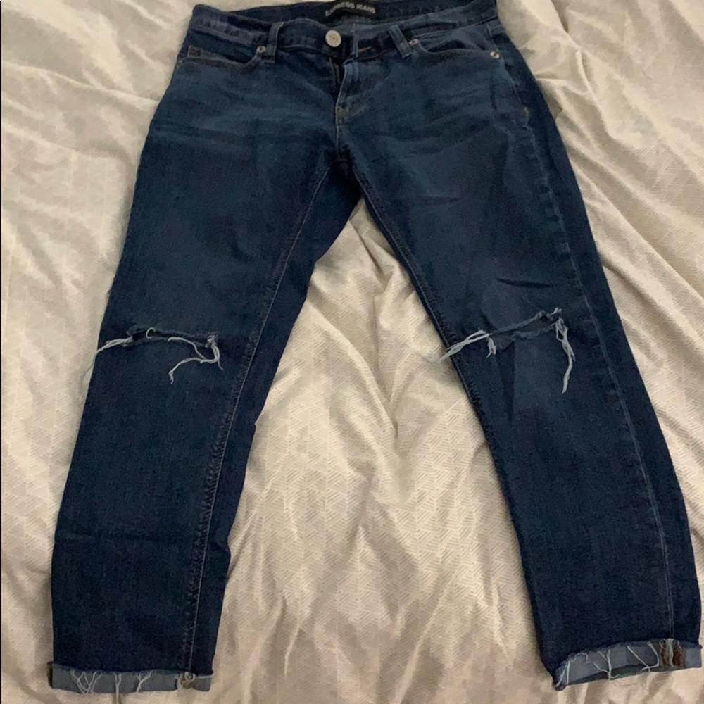 Express girlfriend jeans. Size 4. Destroyed look